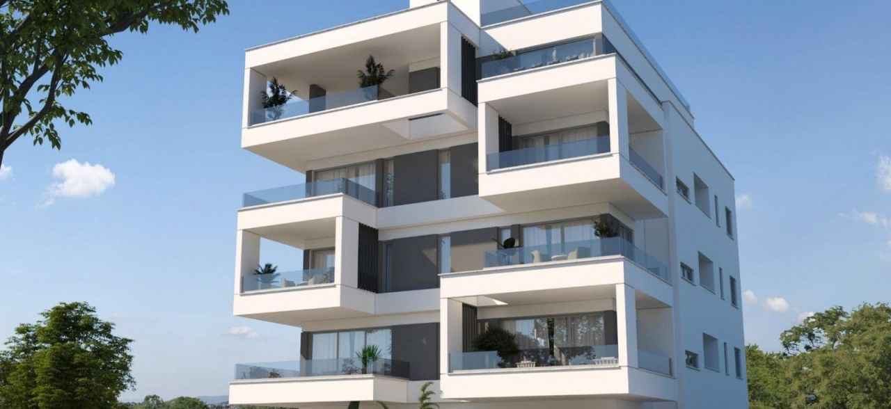 Коммерческая недвижимость в Ларнаке, Кипр, 775 м² - фото 3