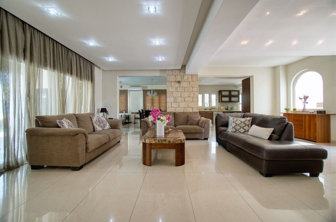 Вилла в Пафосе, Кипр, 370 м² - фото 3