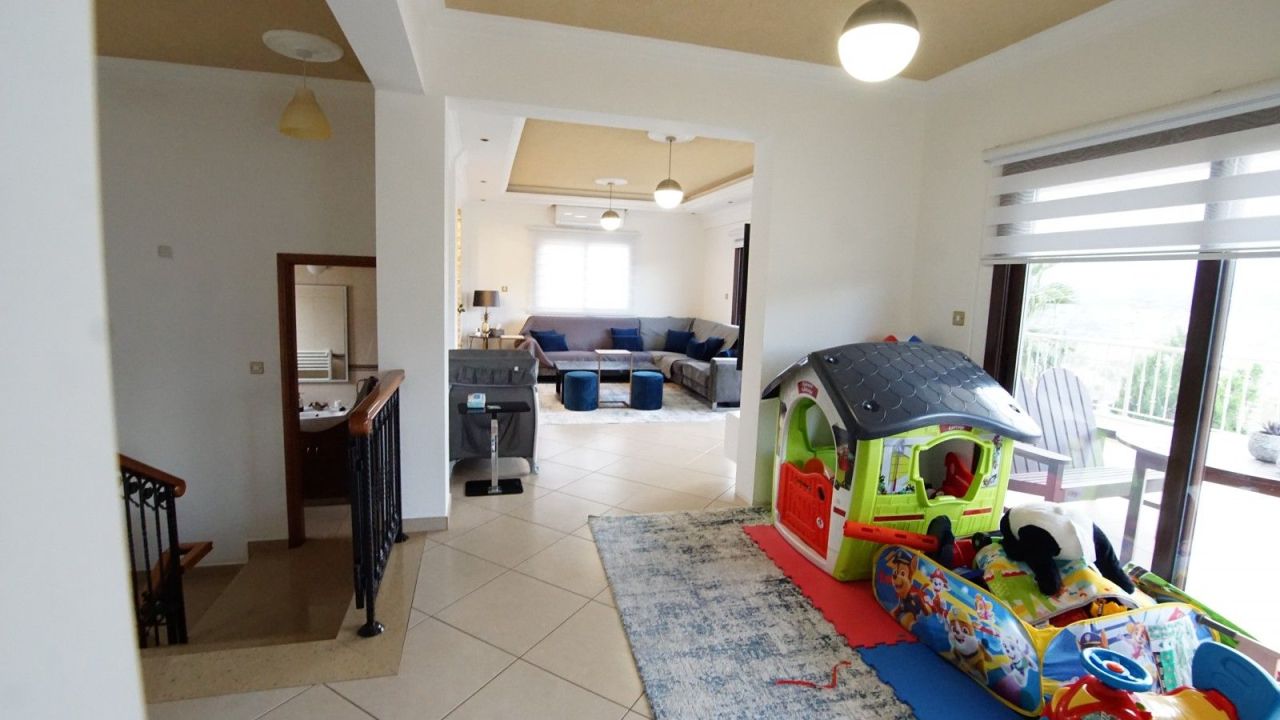 Вилла в Лимасоле, Кипр, 328 м² - фото 3