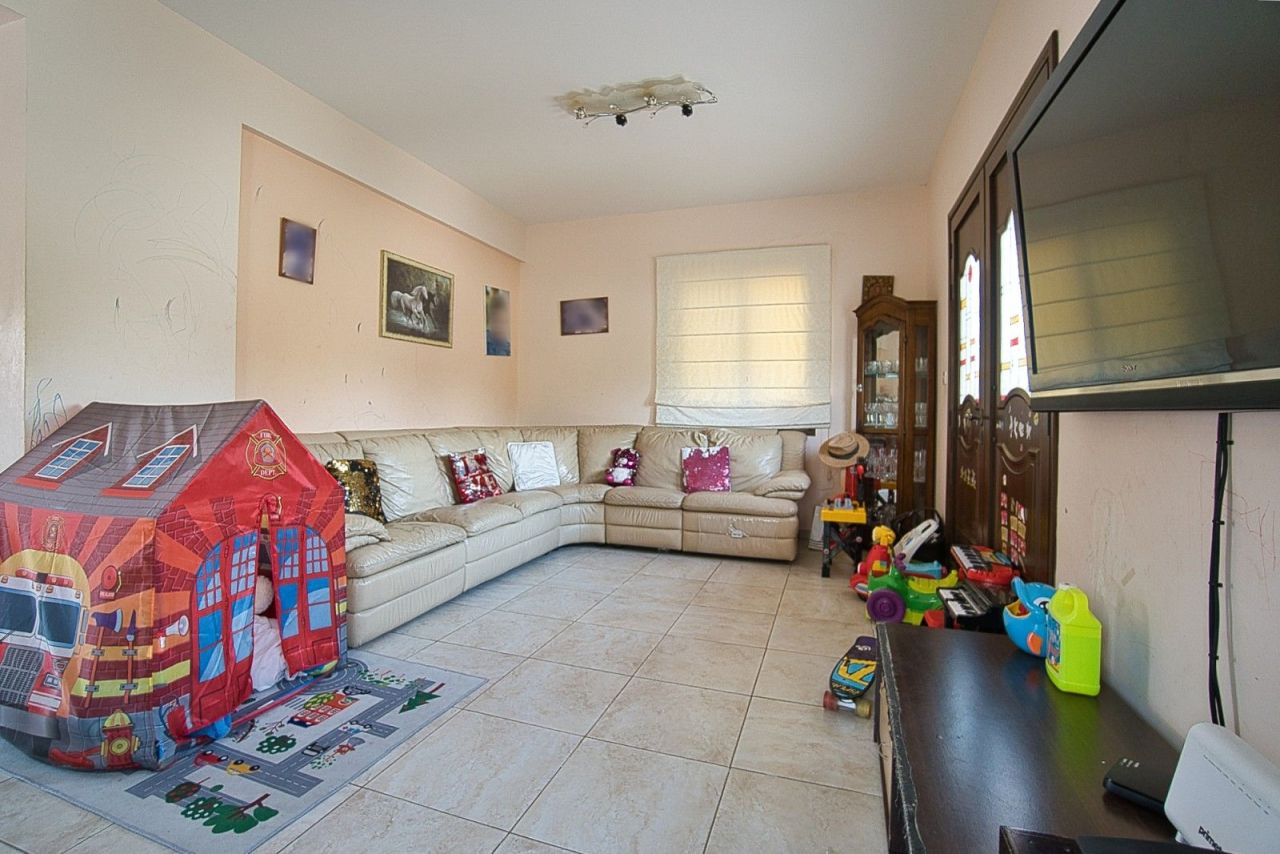 Вилла в Лимасоле, Кипр, 359 м² - фото 3