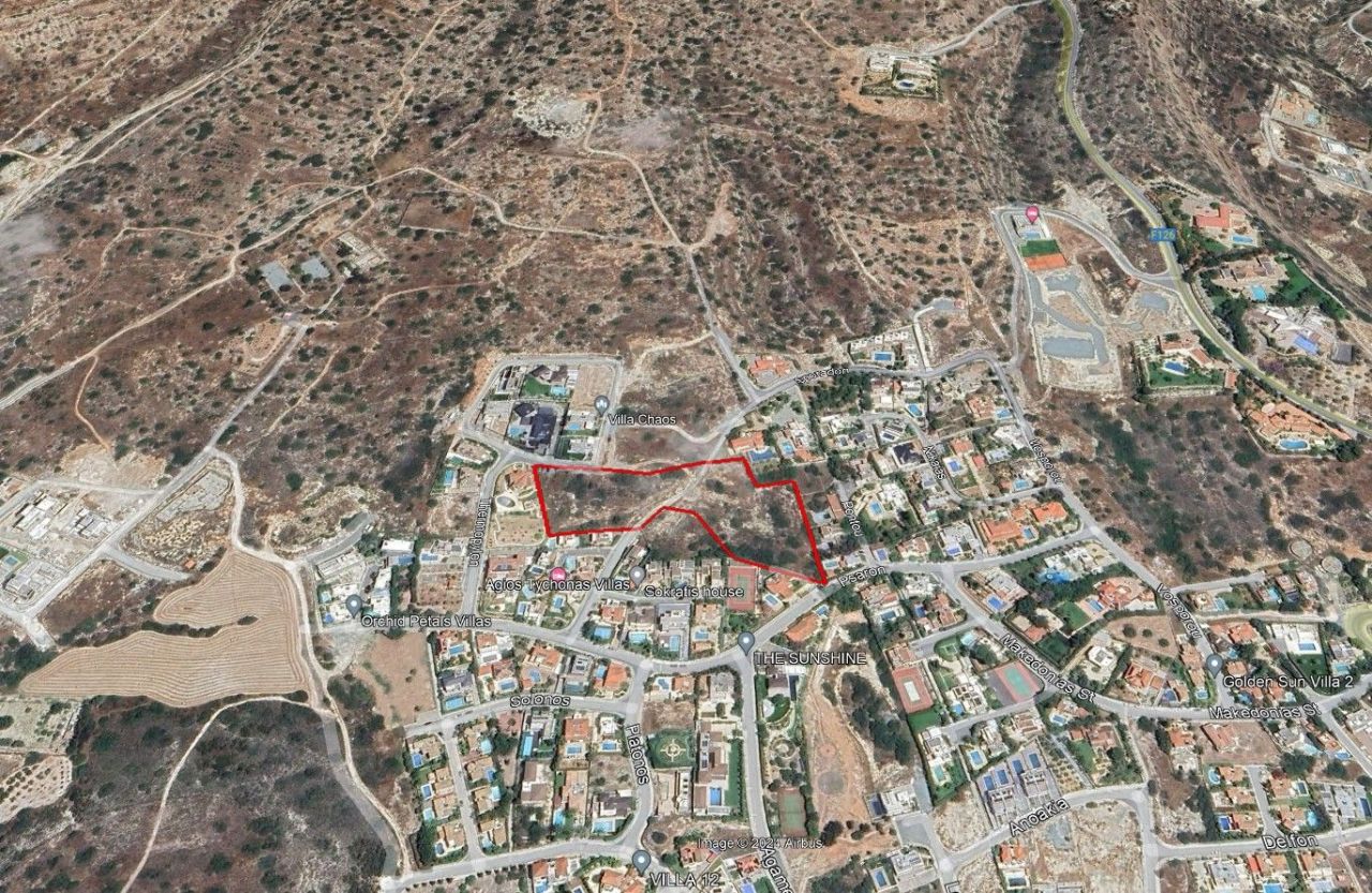 Земля в Лимасоле, Кипр, 12 141 м² - фото 3