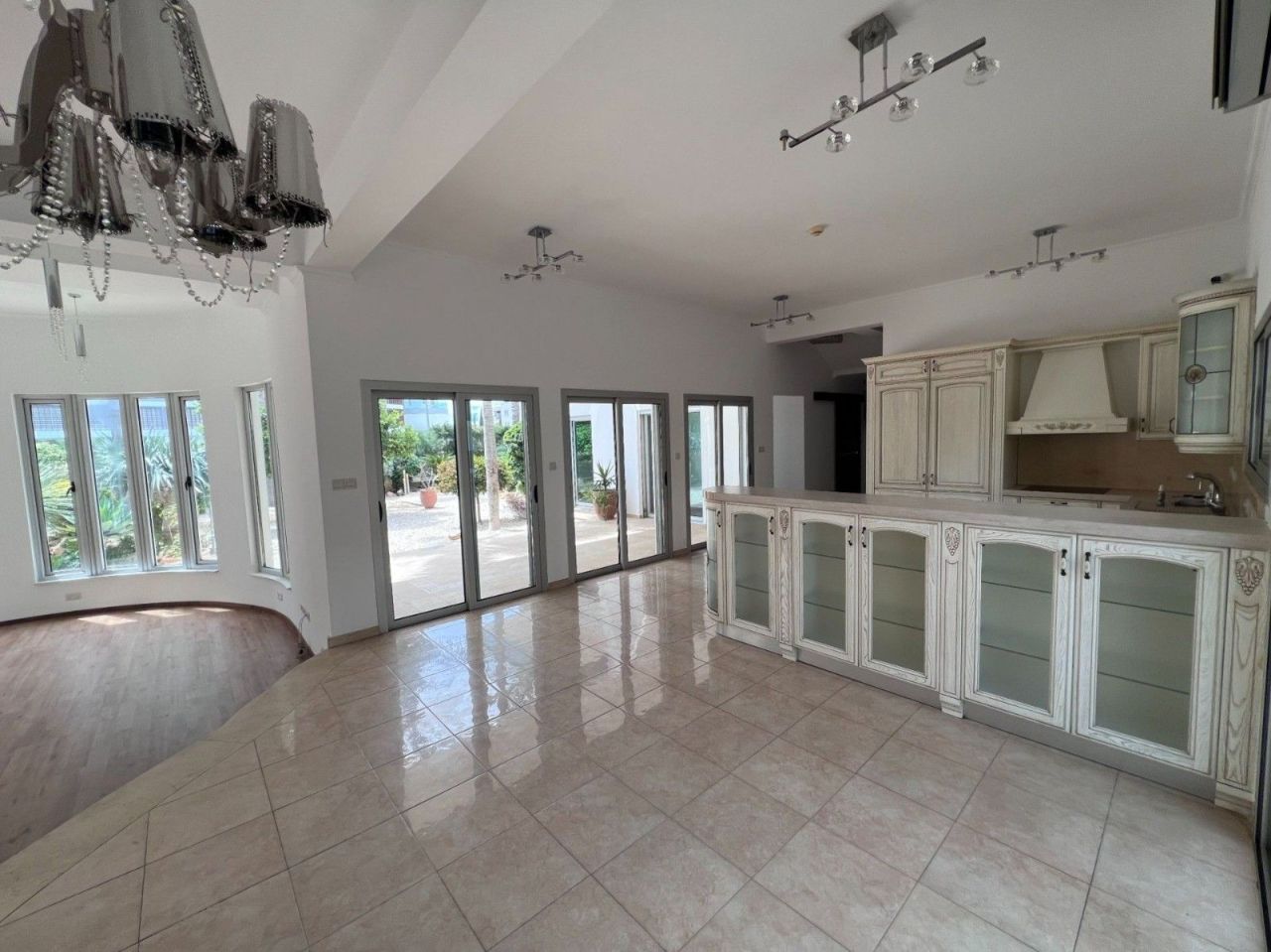 Вилла в Лимасоле, Кипр, 330 м² - фото 3