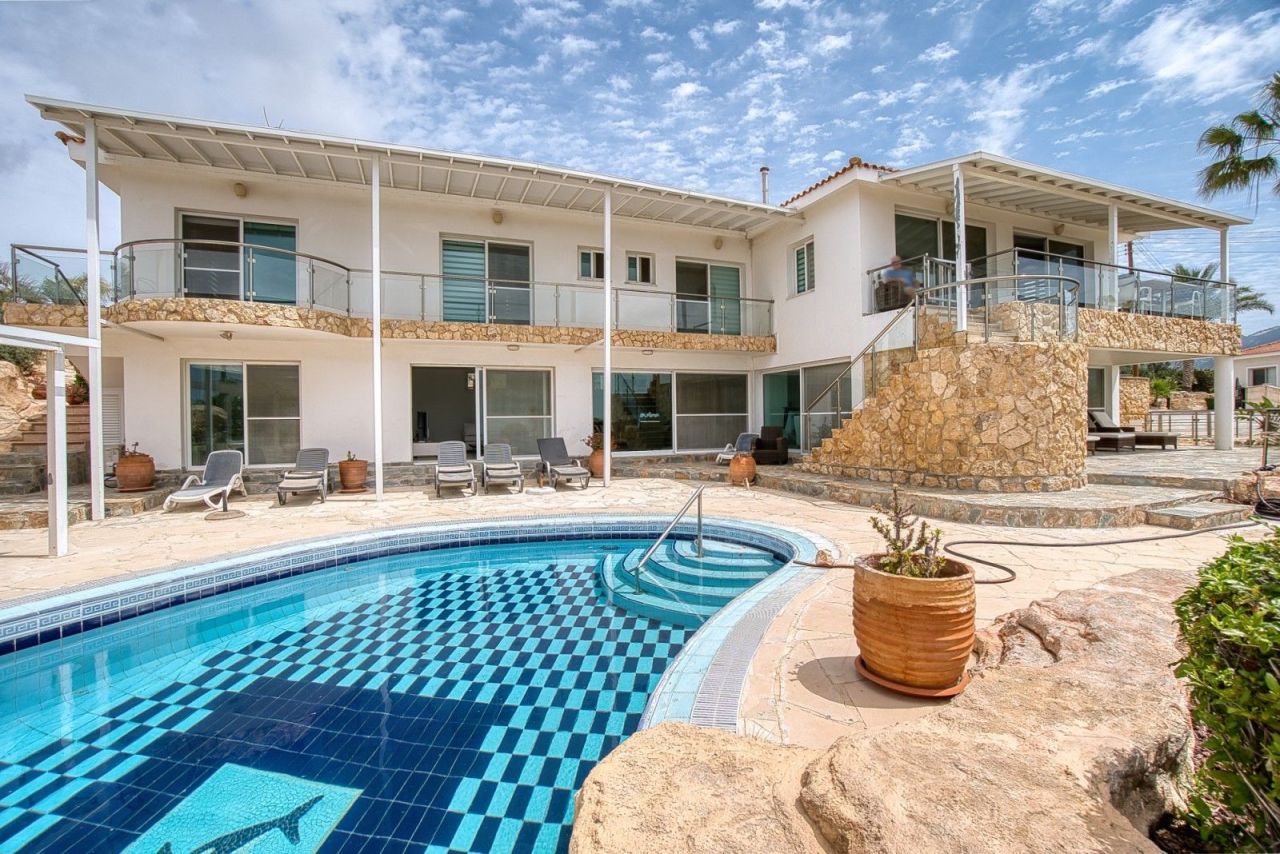 Вилла в Пафосе, Кипр, 400 м² - фото 3