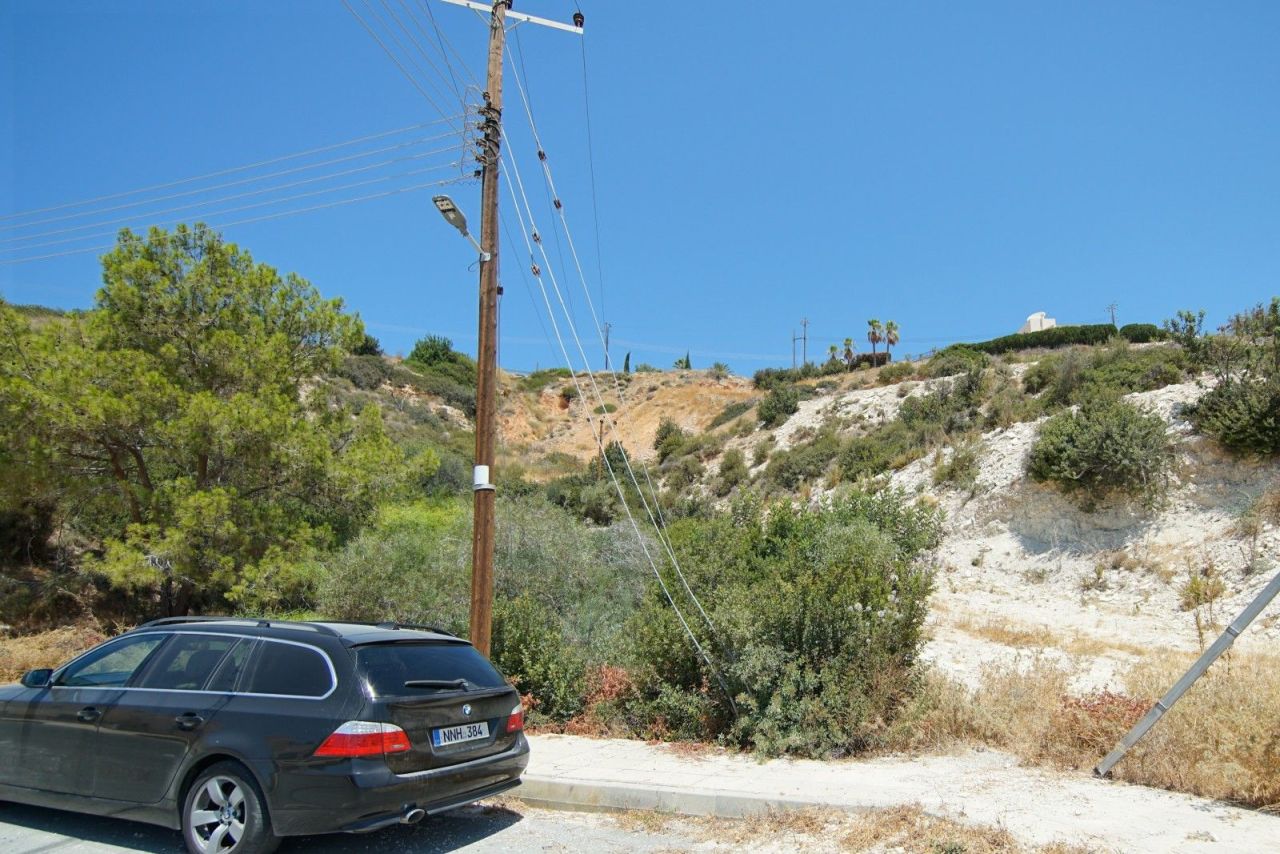 Земля в Пафосе, Кипр, 3 200 м² - фото 3