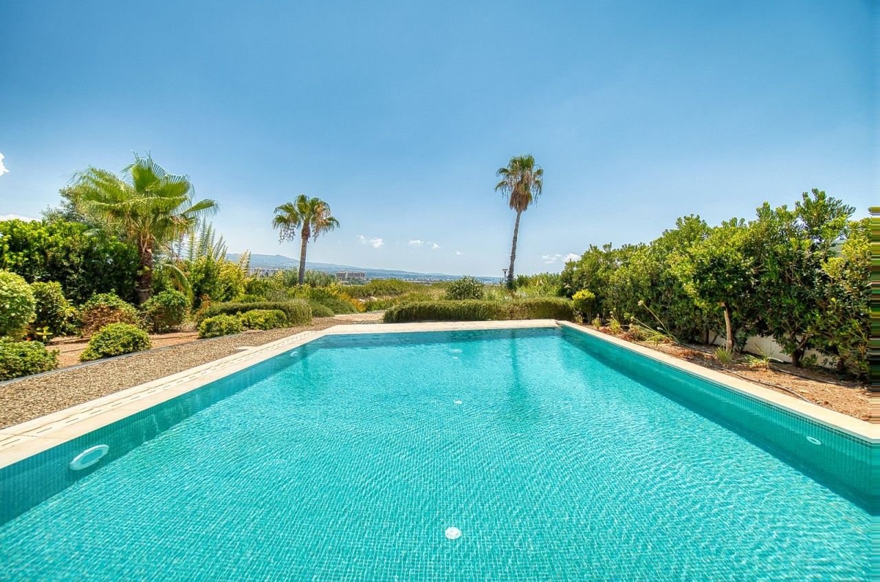 Вилла в Пафосе, Кипр, 250 м² - фото 4