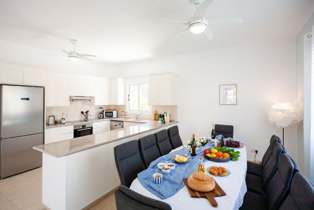 Вилла в Пафосе, Кипр, 340 м² - фото 4