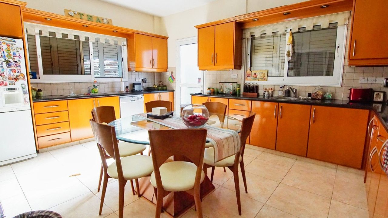 Вилла в Лимасоле, Кипр, 247 м² - фото 4