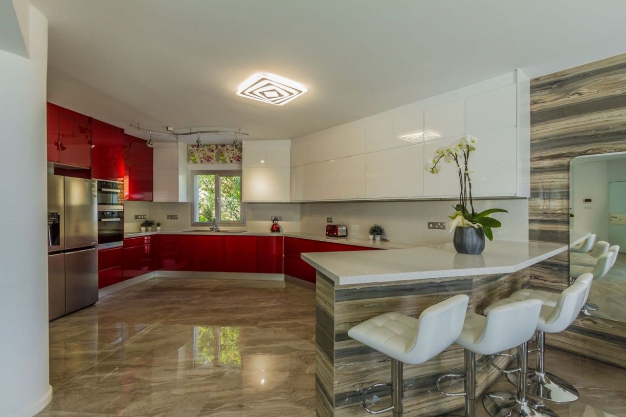 Вилла в Лимасоле, Кипр, 350 м² - фото 4