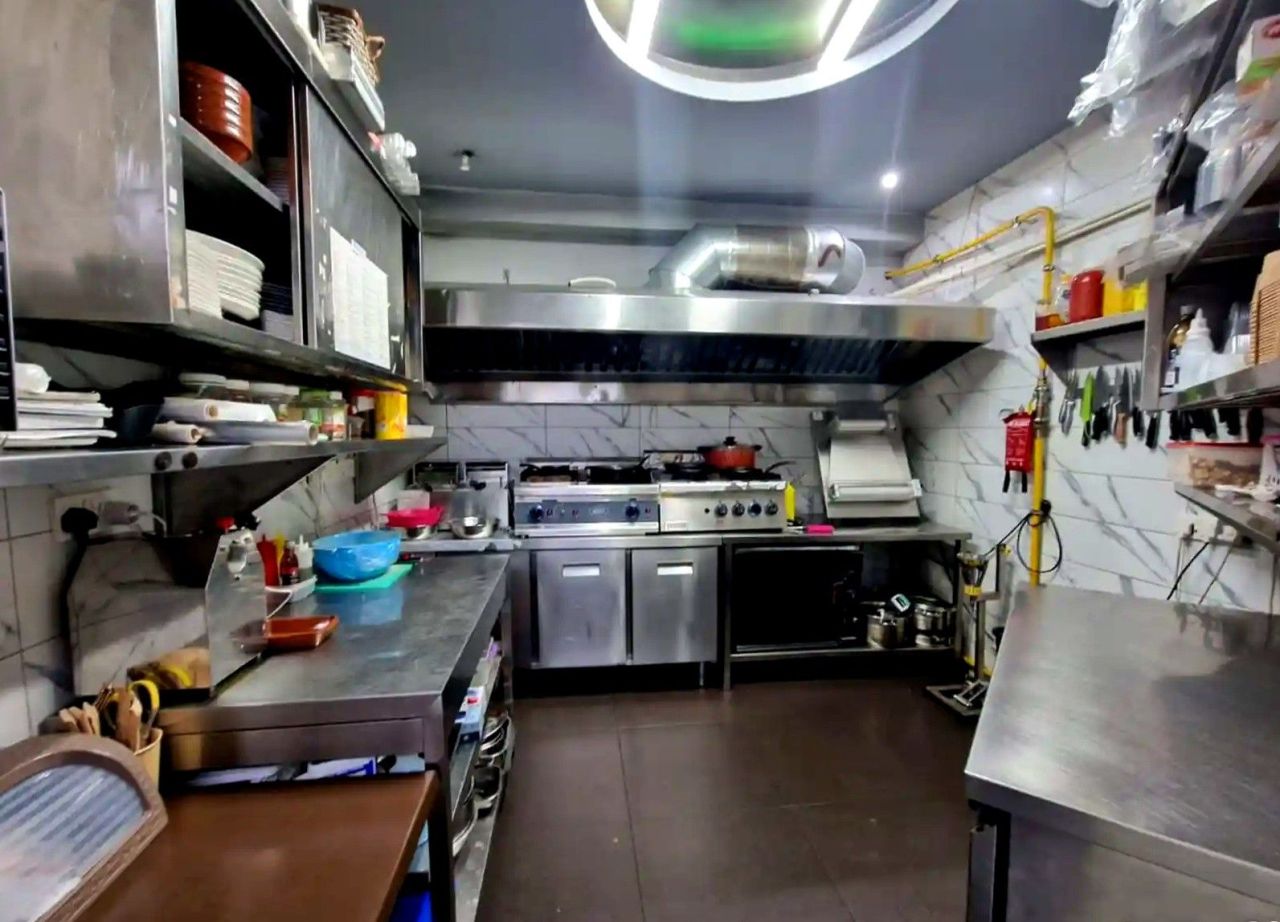 Кафе, ресторан в Ларнаке, Кипр, 180 м² - фото 4