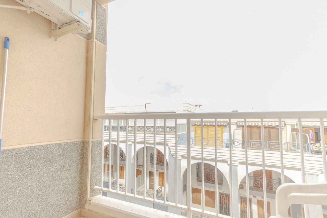 Квартира в Торревьехе, Испания, 59 м² - фото 8