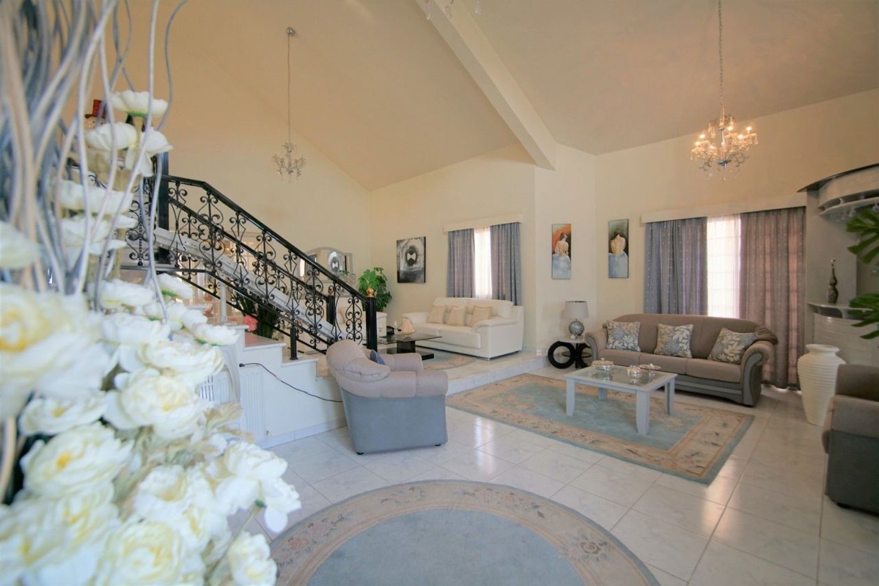 Вилла в Лимасоле, Кипр, 245 м² - фото 4