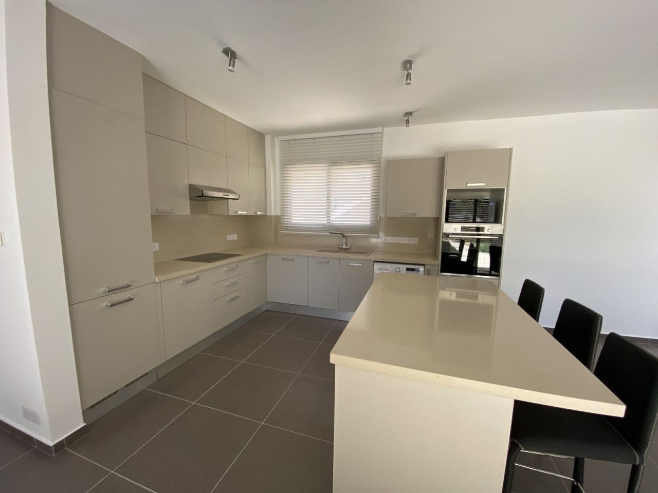 Вилла в Лимасоле, Кипр, 205 м² - фото 4