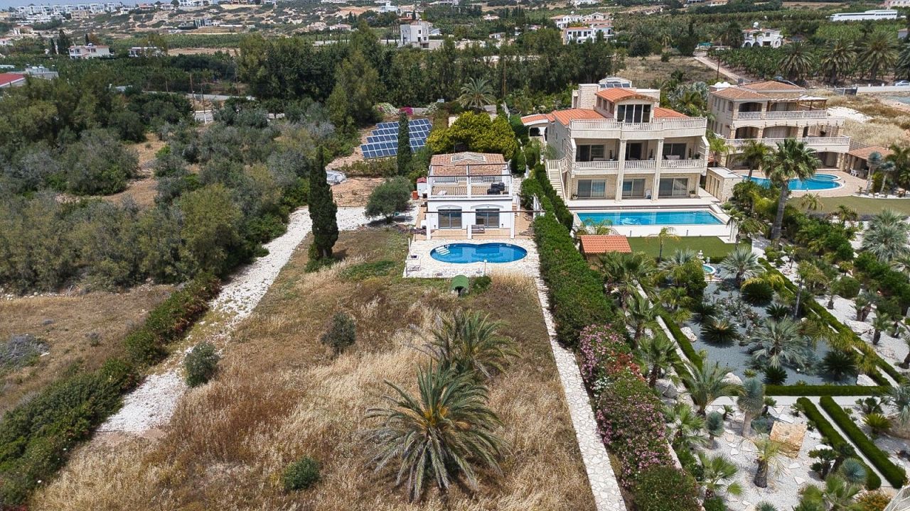 Вилла в Пафосе, Кипр, 200 м² - фото 4