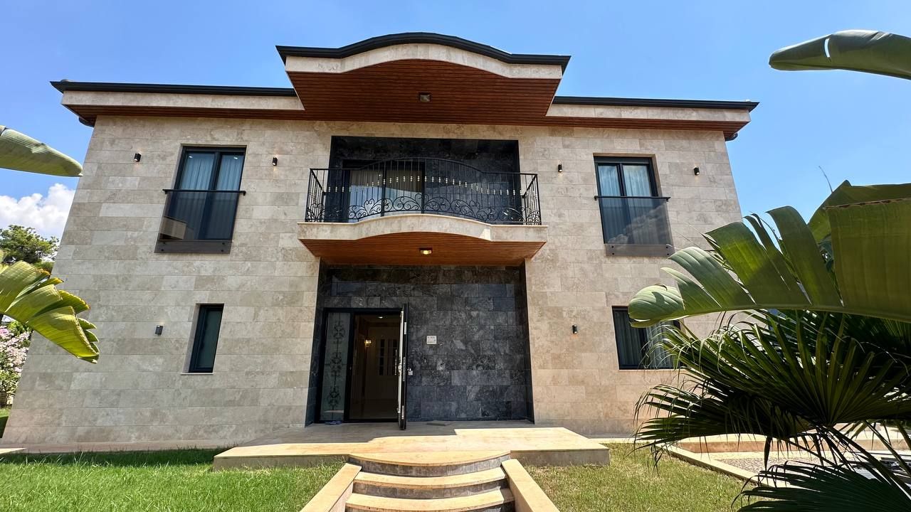 Вилла в Анталии, Турция, 400 м² - фото 1