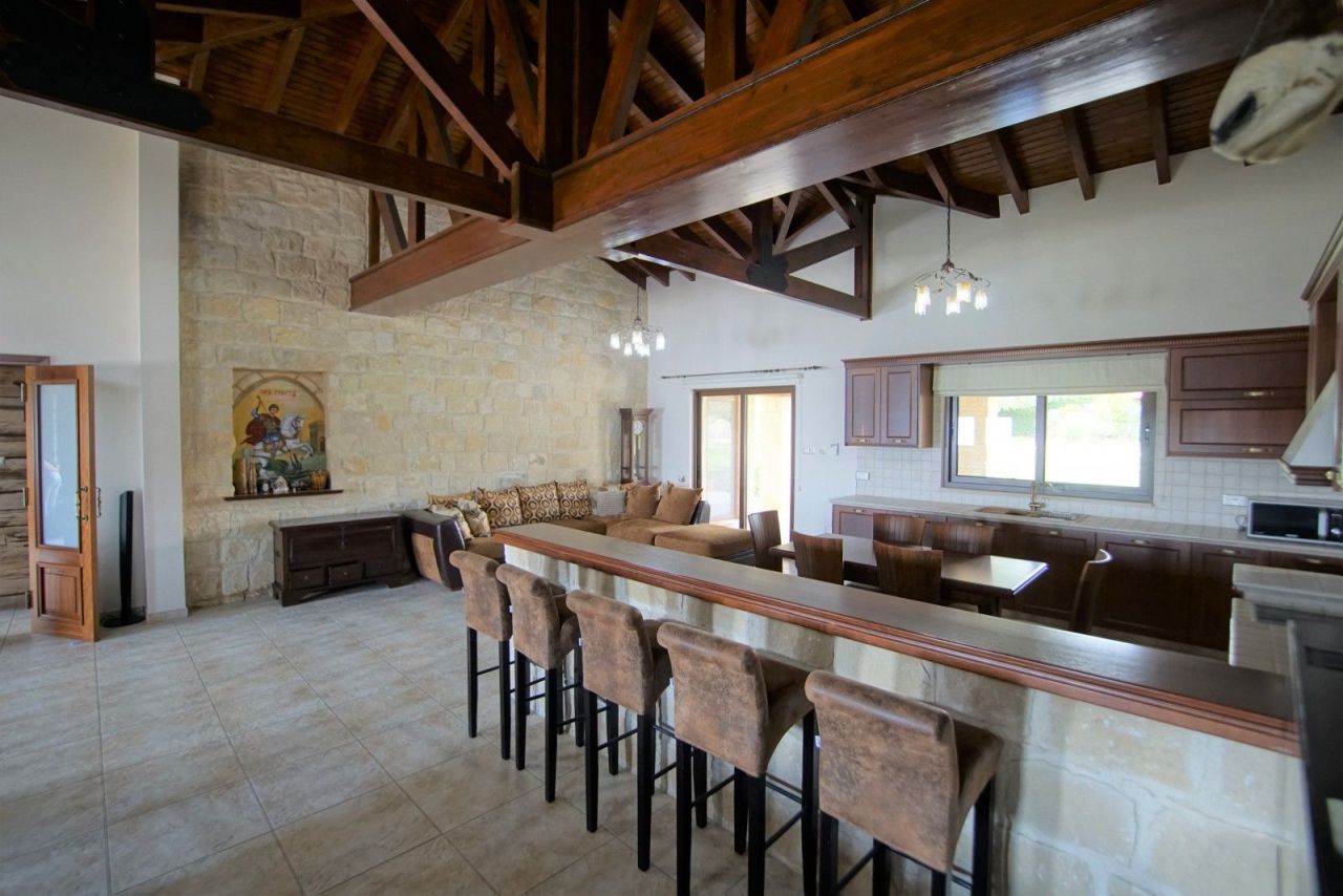 Вилла в Лимасоле, Кипр, 350 м² - фото 5