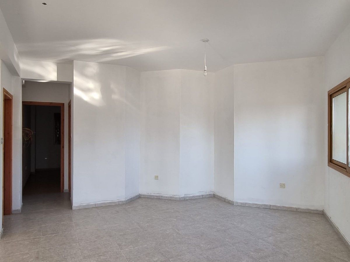 Вилла в Пафосе, Кипр, 400 м² - фото 5