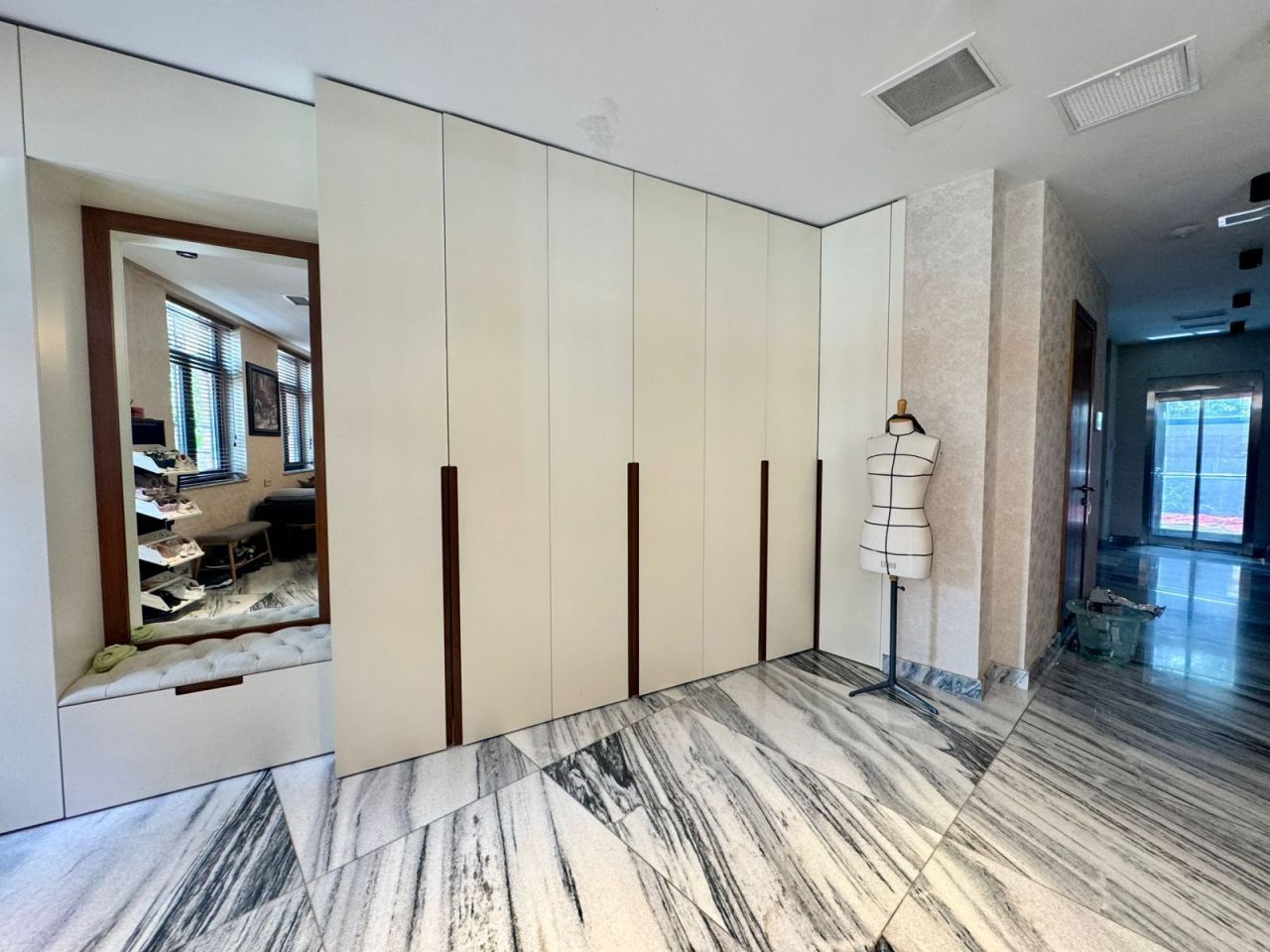 Дом в Тбилиси, Грузия, 320 м² - фото 4