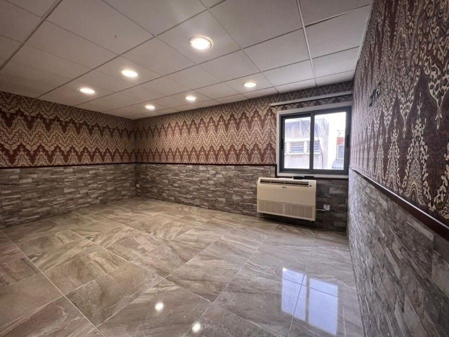 Коммерческая недвижимость в Ларнаке, Кипр, 800 м² - фото 5