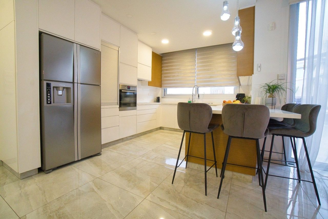 Вилла в Лимасоле, Кипр, 252 м² - фото 5