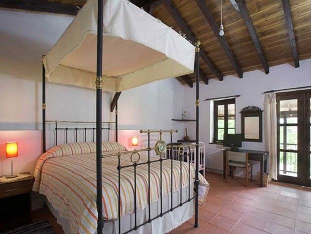 Отель, гостиница в Лимасоле, Кипр, 955 м² - фото 5