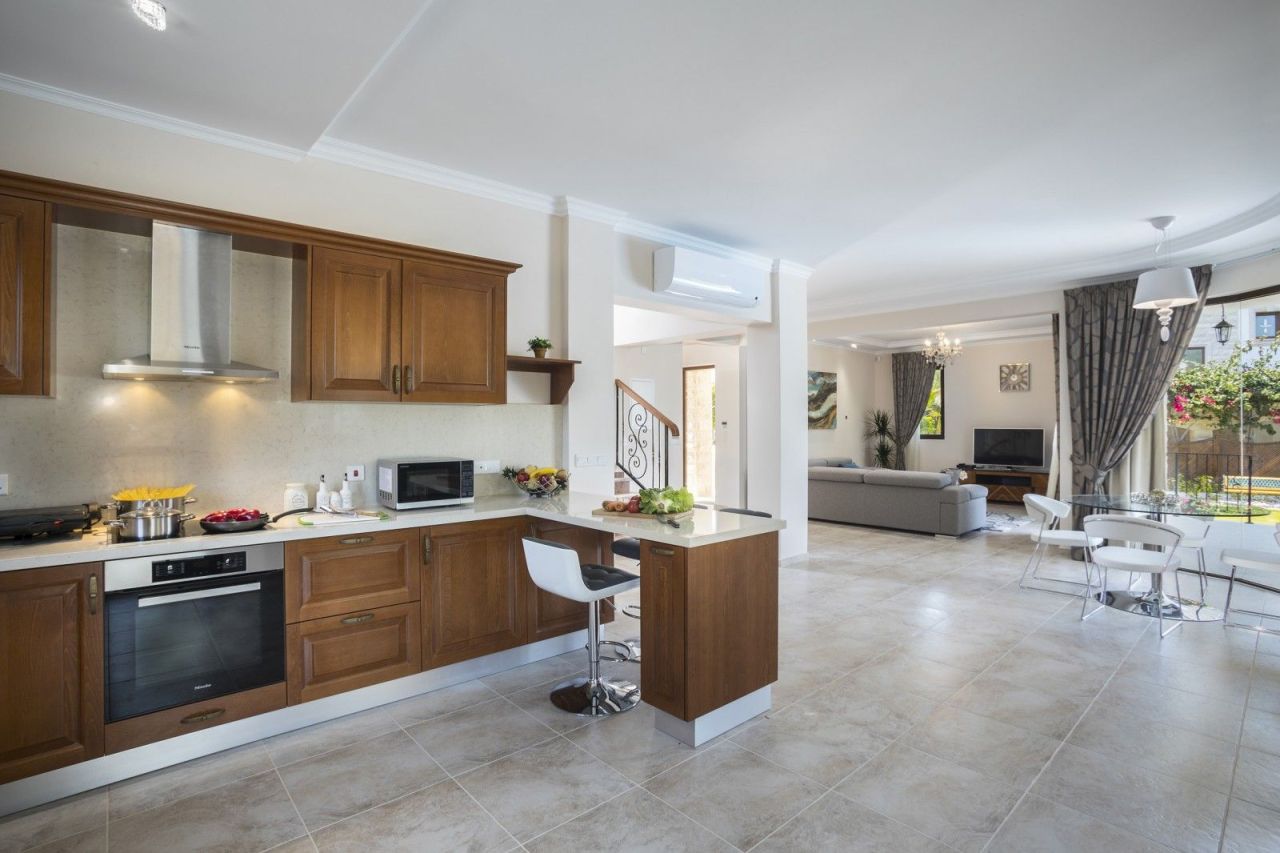 Вилла в Пафосе, Кипр, 360 м² - фото 6