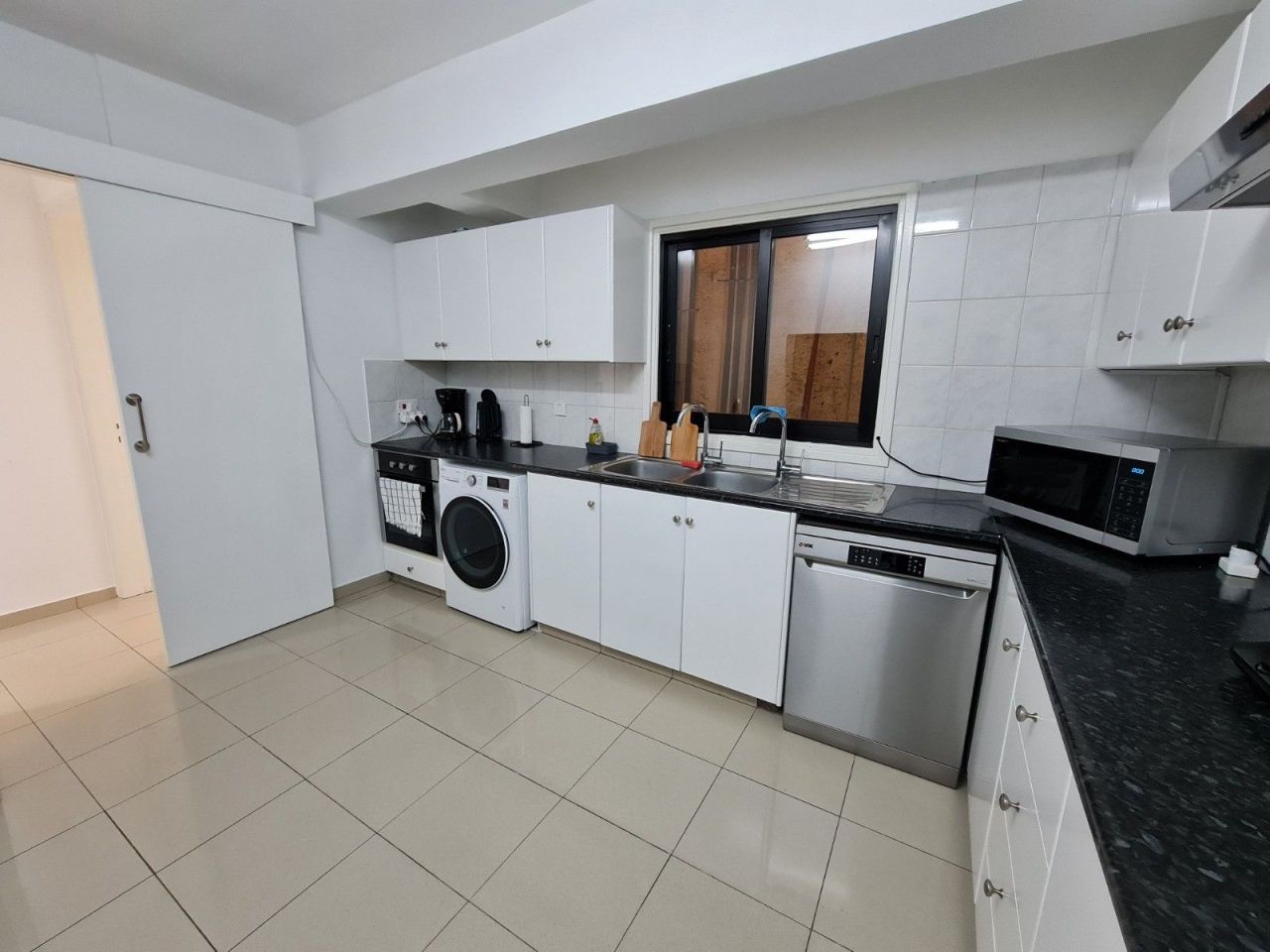 Апартаменты в Ларнаке, Кипр, 111 м² - фото 6