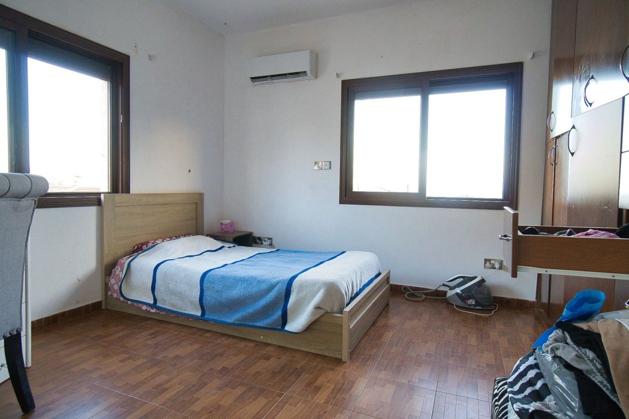 Вилла в Лимасоле, Кипр, 270 м² - фото 6