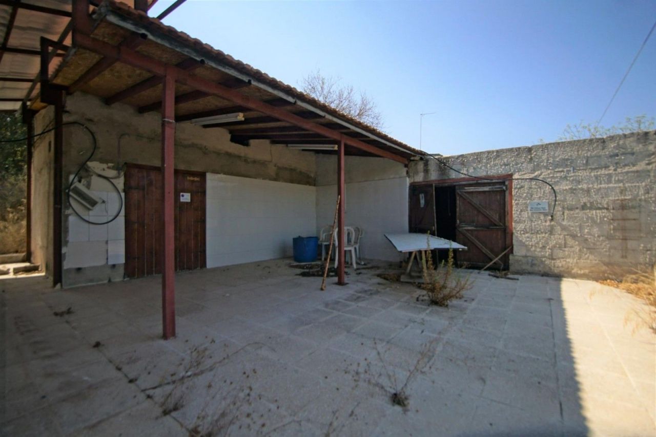 Земля в Пафосе, Кипр, 79 936 м² - фото 6