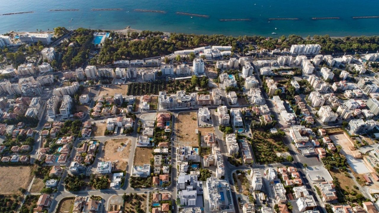 Коммерческая недвижимость в Лимасоле, Кипр, 2 287 м² - фото 6