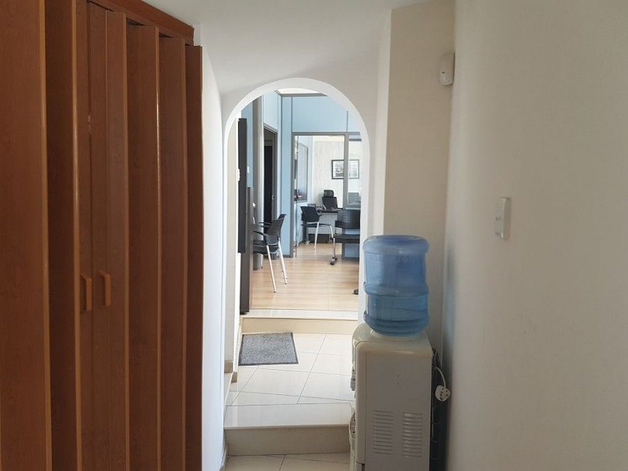 Коммерческая недвижимость в Лимасоле, Кипр, 175 м² - фото 6