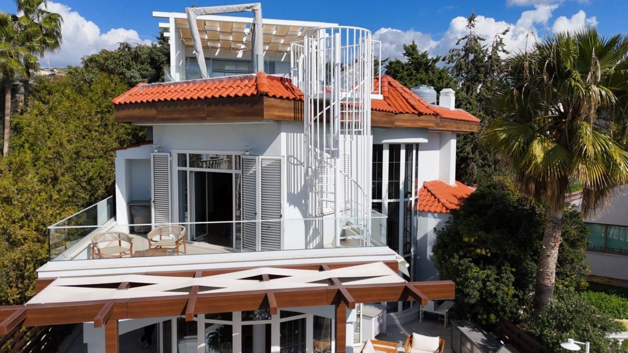 Вилла в Лимасоле, Кипр, 350 м² - фото 6