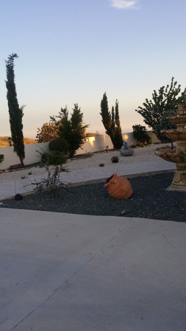 Вилла в Пафосе, Кипр, 300 м² - фото 6