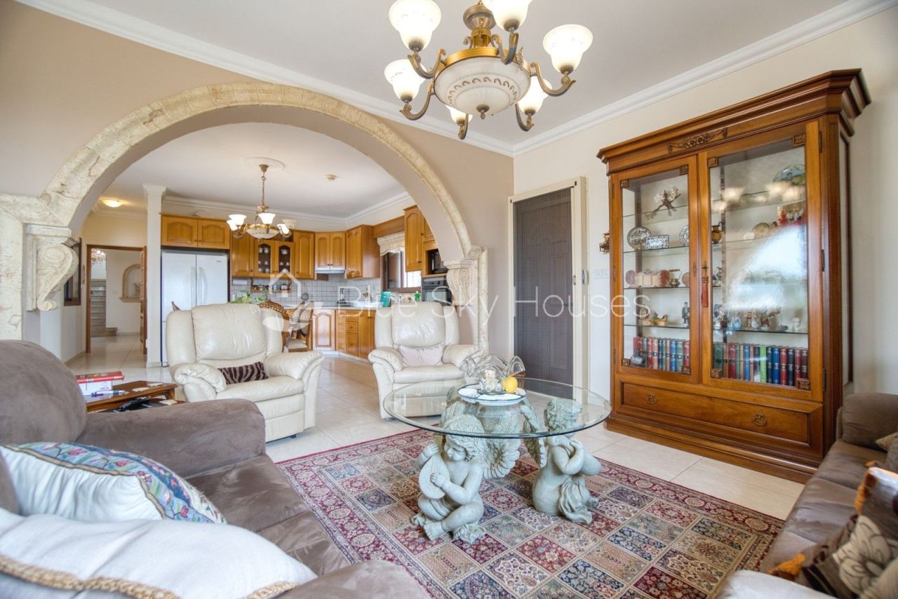 Вилла в Лимасоле, Кипр, 490 м² - фото 6