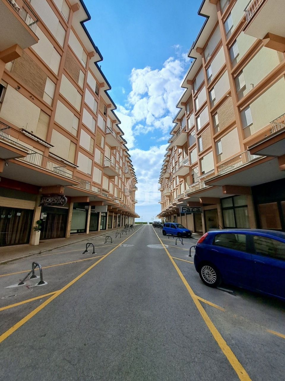 Апартаменты в Лидо ди Езоло, Италия, 101 м² - фото 16