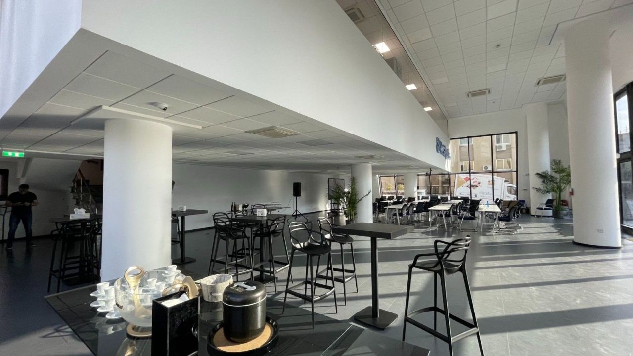 Офис в Лимасоле, Кипр, 1 800 м² - фото 7