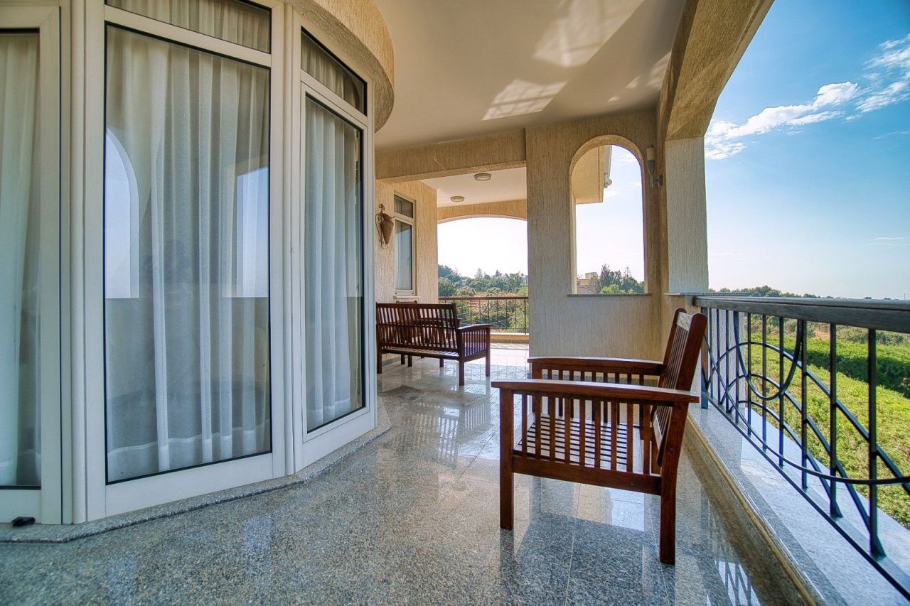 Вилла в Пафосе, Кипр, 350 м² - фото 7