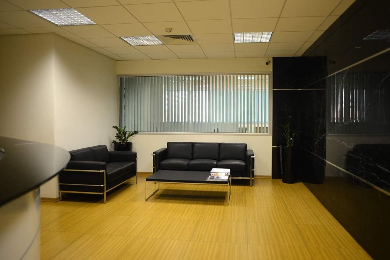 Коммерческая недвижимость в Лимасоле, Кипр, 2 256 м² - фото 7