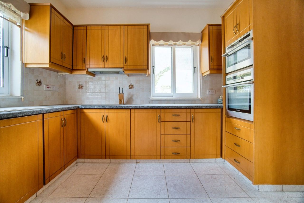 Вилла в Пафосе, Кипр, 150 м² - фото 7