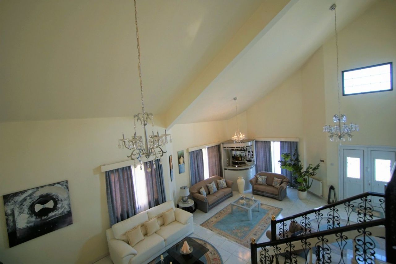 Вилла в Лимасоле, Кипр, 245 м² - фото 8