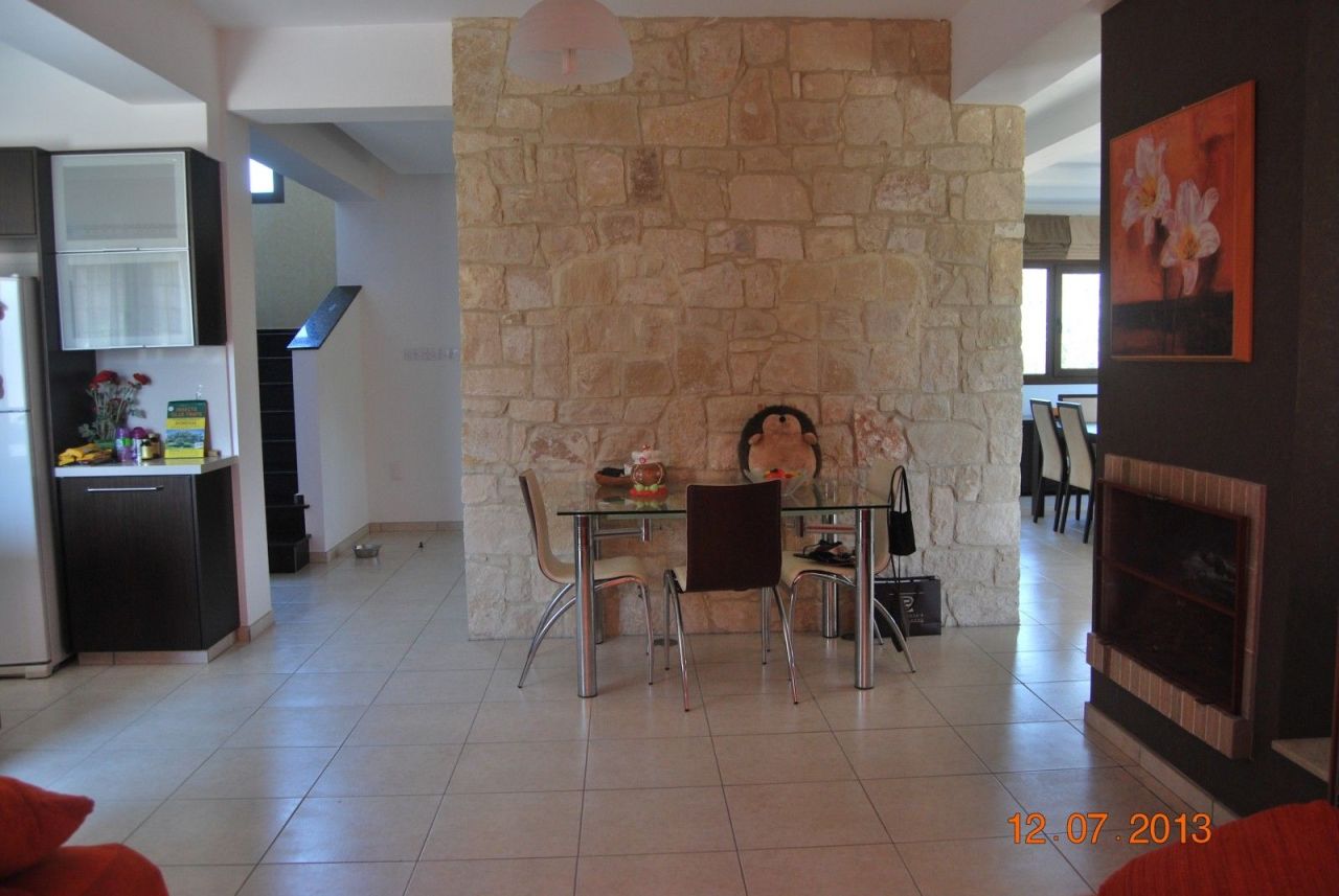 Вилла в Пафосе, Кипр, 300 м² - фото 8