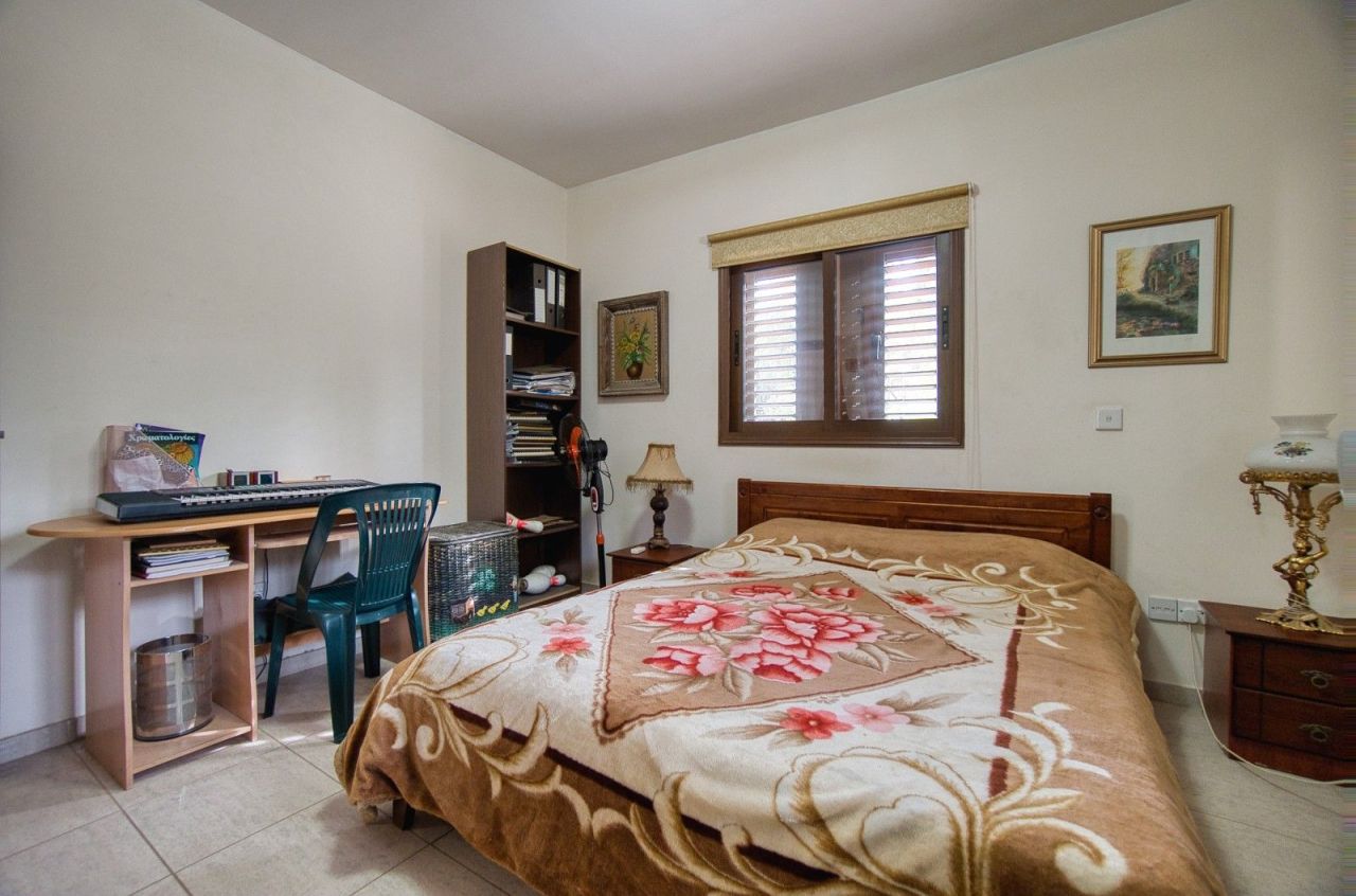 Вилла в Лимасоле, Кипр, 250 м² - фото 8