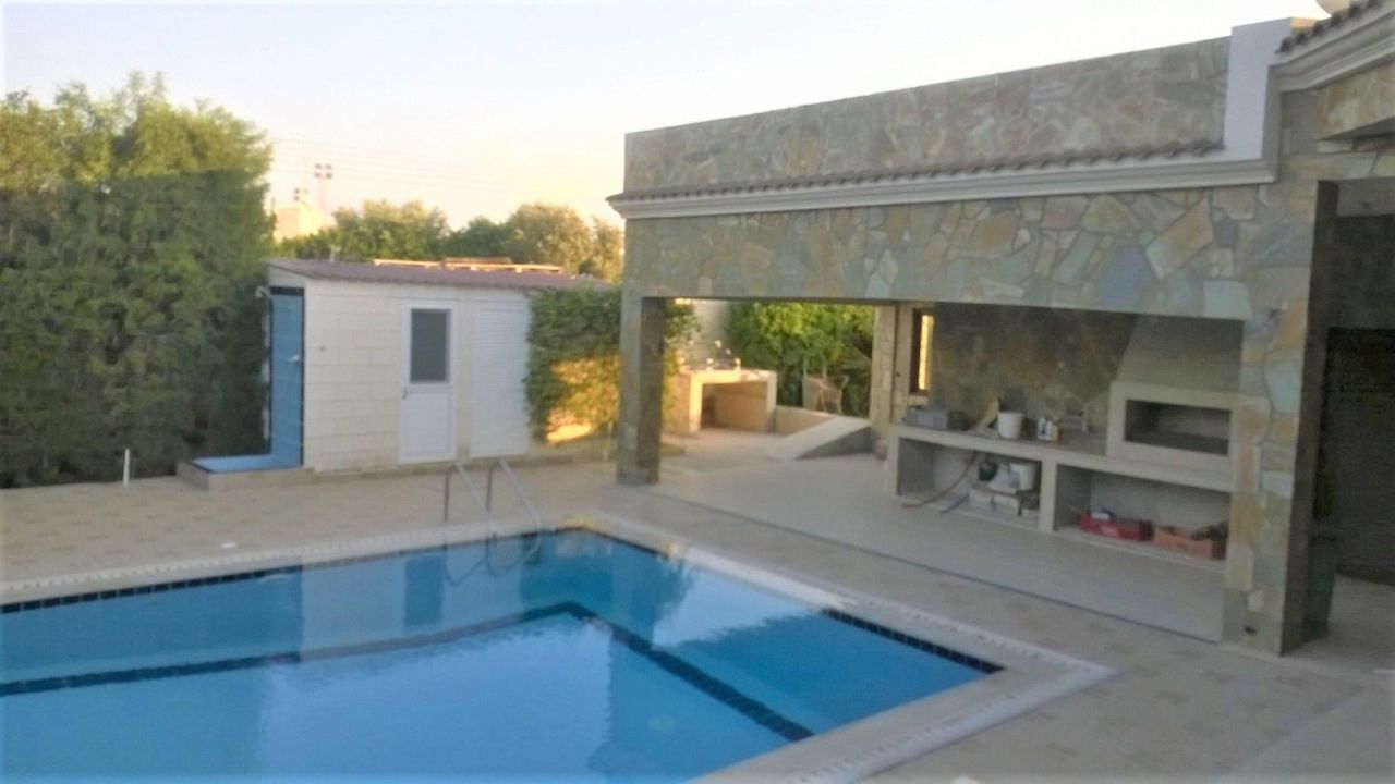 Вилла в Никосии, Кипр, 3 000 м² - фото 8