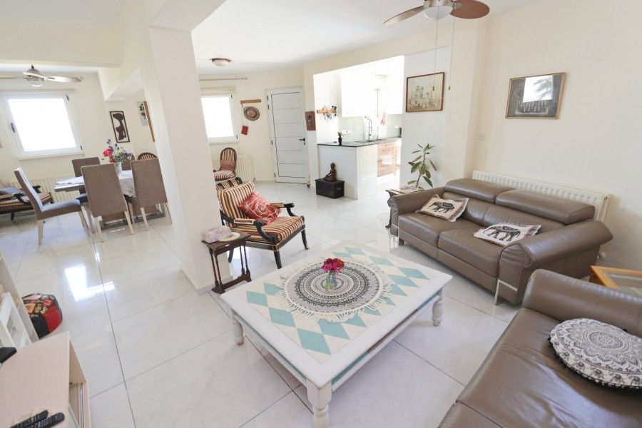 Вилла в Пафосе, Кипр, 260 м² - фото 9