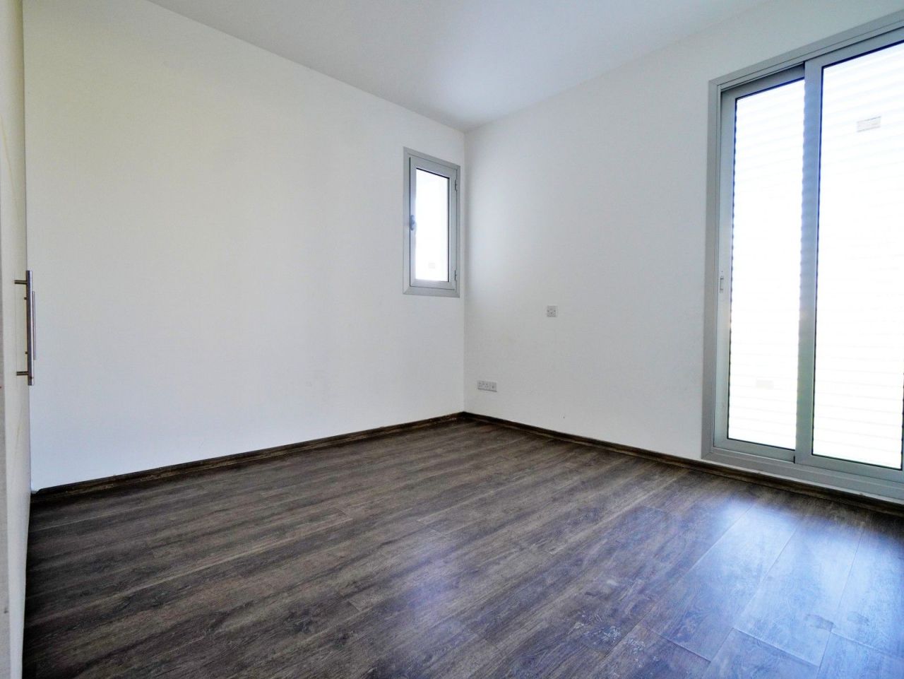 Апартаменты в Ларнаке, Кипр, 91 м² - фото 9