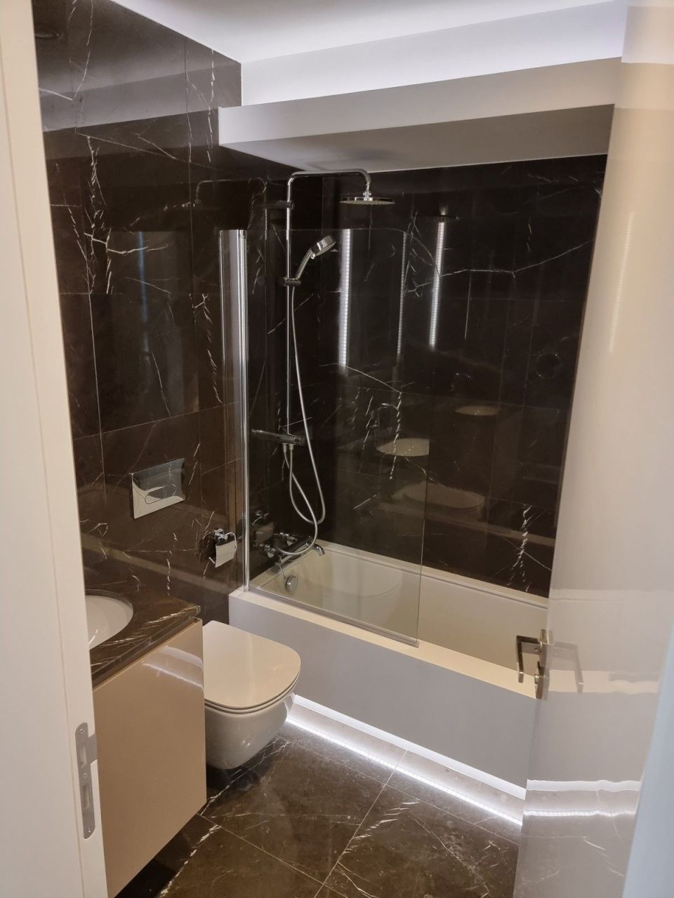 Апартаменты в Ларнаке, Кипр, 134 м² - фото 9