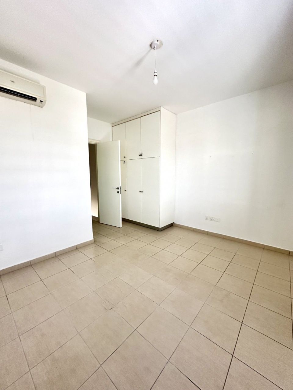 Таунхаус в Пафосе, Кипр, 93 м² - фото 9