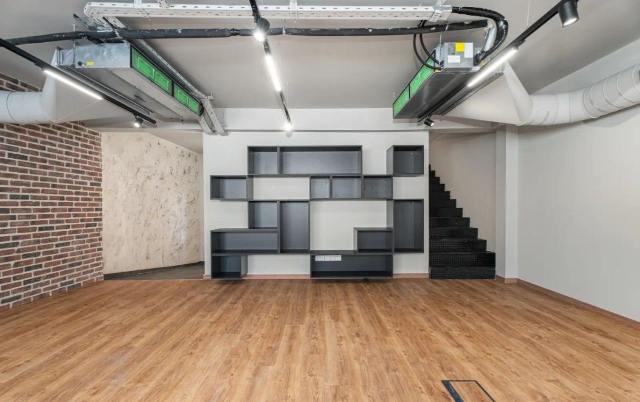 Коммерческая недвижимость в Лимасоле, Кипр, 600 м² - фото 9