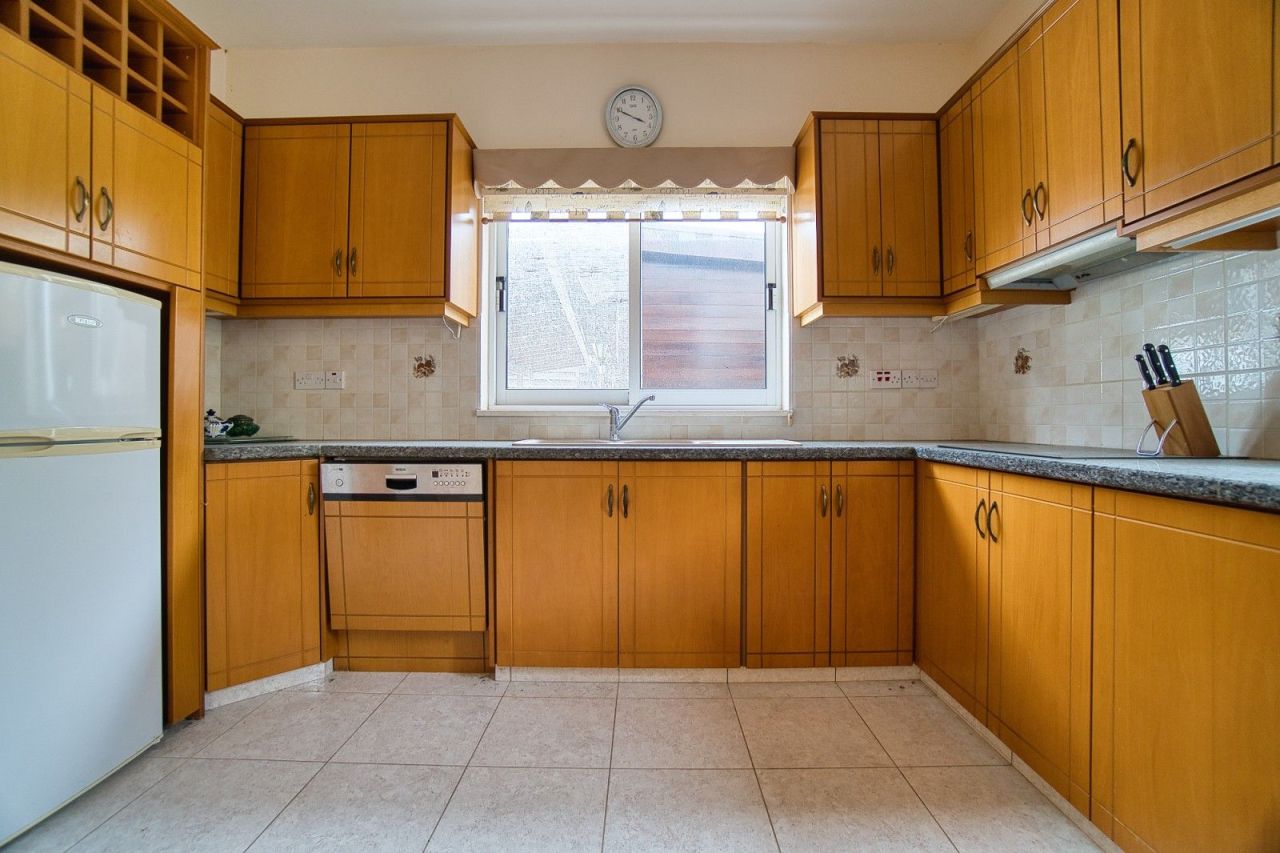 Вилла в Пафосе, Кипр, 150 м² - фото 9