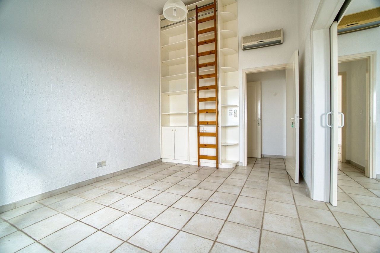 Вилла в Пафосе, Кипр, 321 м² - фото 9