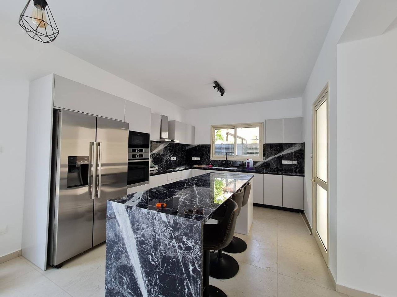 Вилла в Лимасоле, Кипр, 220 м² - фото 10